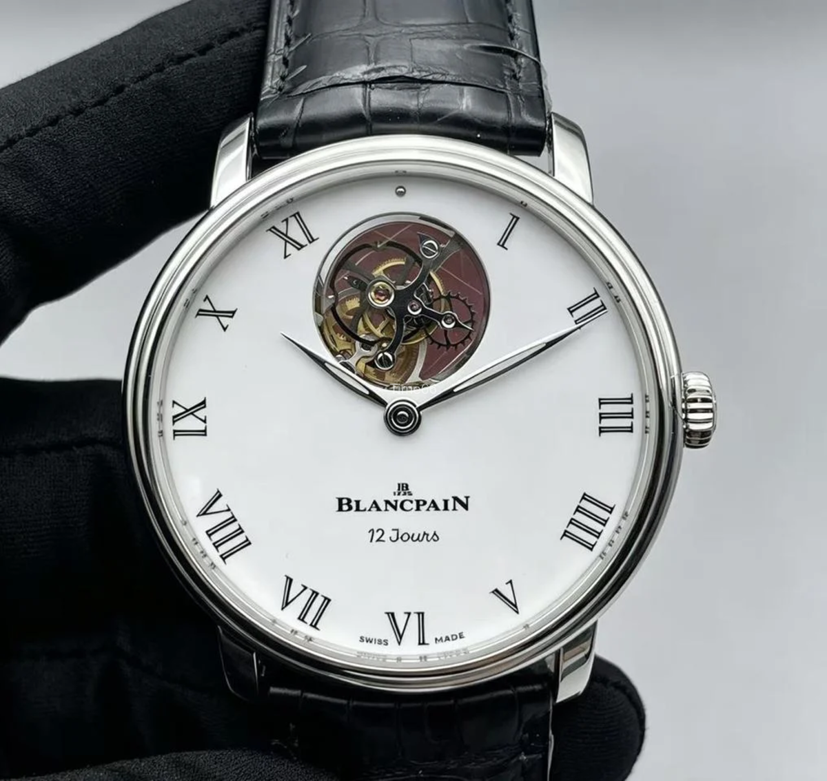 Villeret Tourbillon Volant Une Minute 12 Jours Ref. 66240-3431-55B