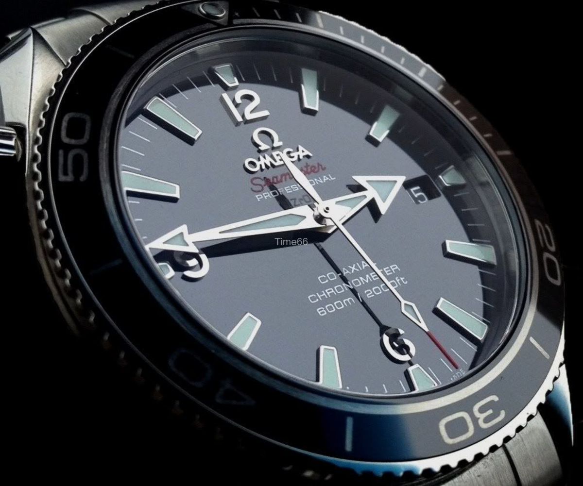 Seamaster Planet Ocean Liquidmetal Limited Edition Ref. 222.30.42.20.01.001