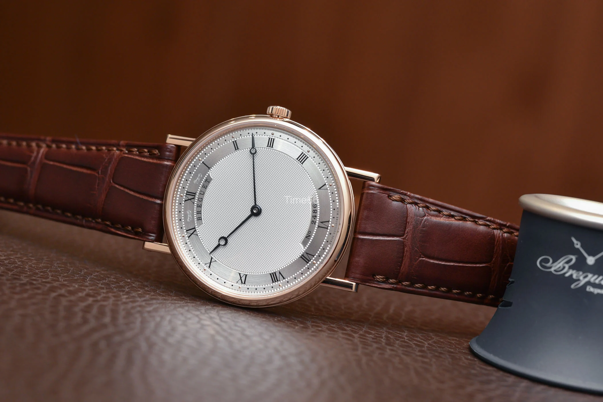 Classique Extra-Plat Ref. 5157